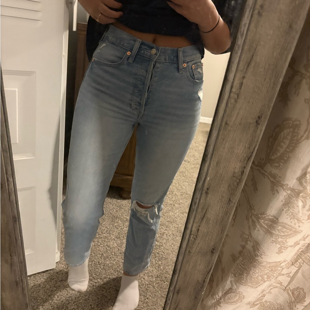 GAP Women's Light Blue Straight Leg Jeans